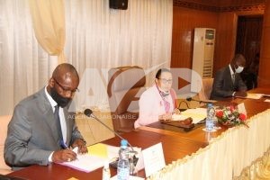 (Photos) Trois présumés trafiquants d&rsquo;ivoire interpellés dans la Ngounié